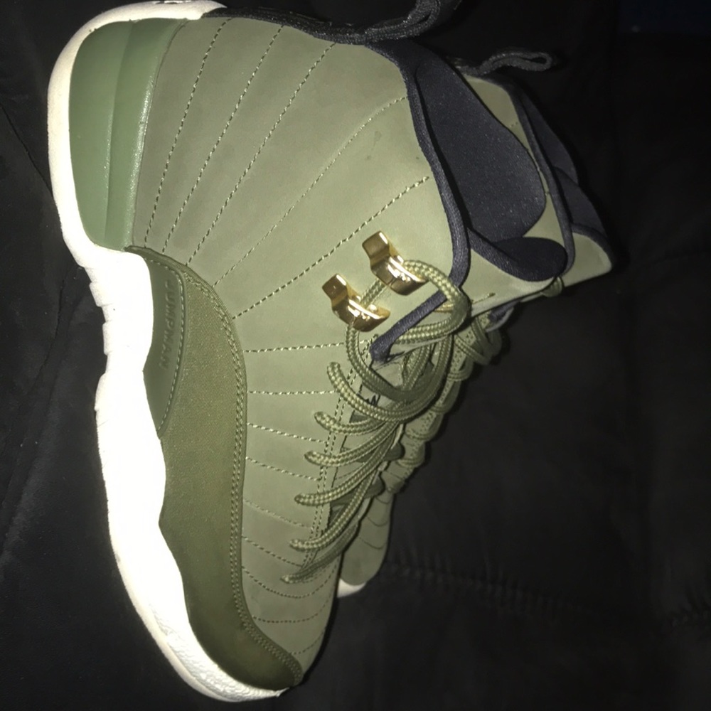 Jordan 12 Chris Paul class of 2003